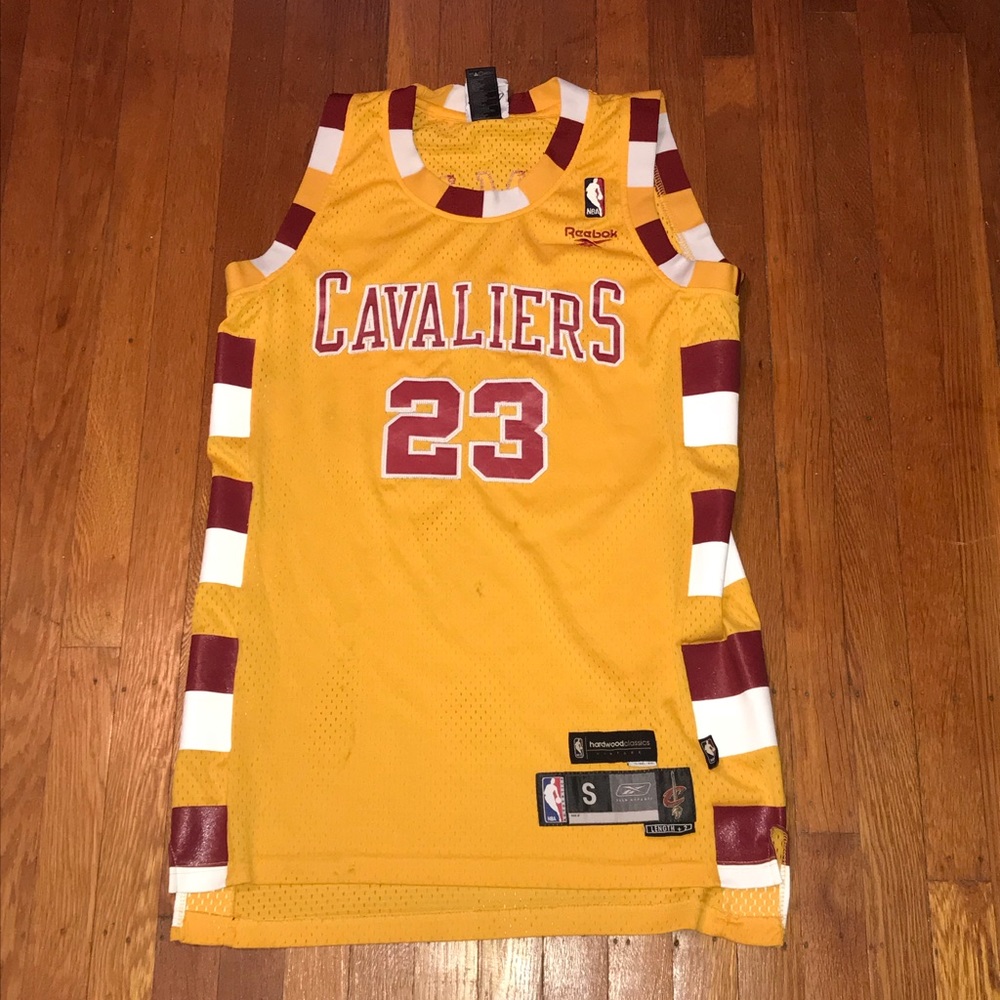 Lebron James Cavalier Jersey